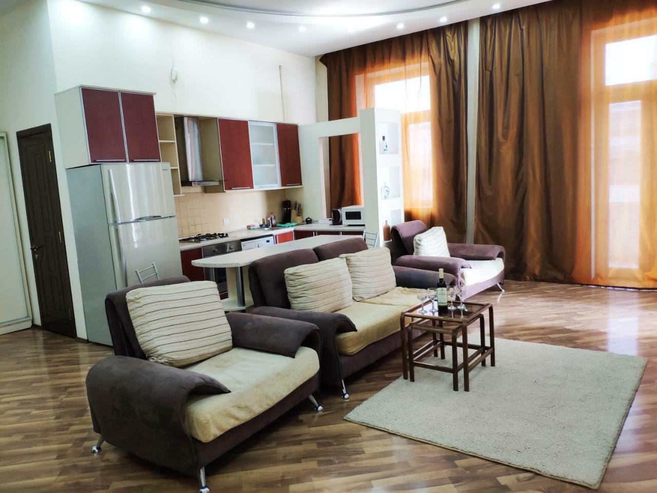 Sahil Apartment Bakoe Buitenkant foto